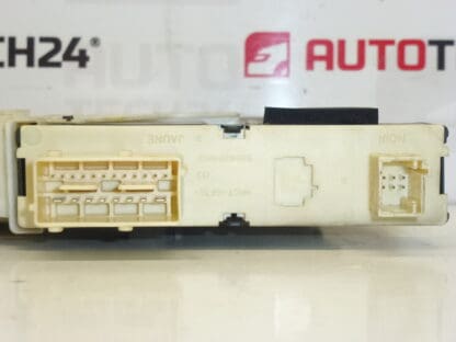 Citroën C4 Motore di avvolgimento del finestrino sinistro 9647442280 9221AW