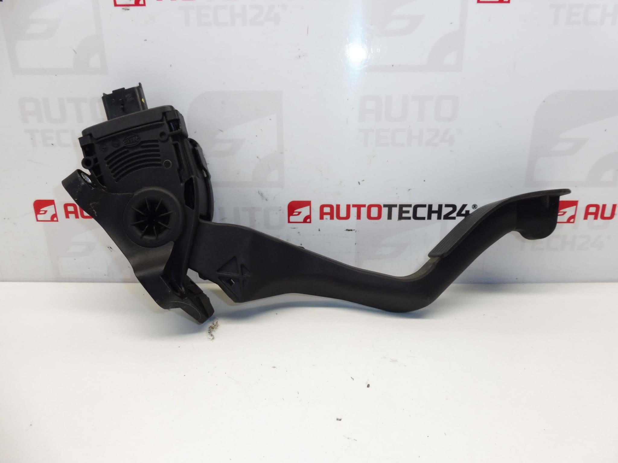 Pedale dell'acceleratore Citroën Peugeot 6PV009083-00 9680756880 1601AW