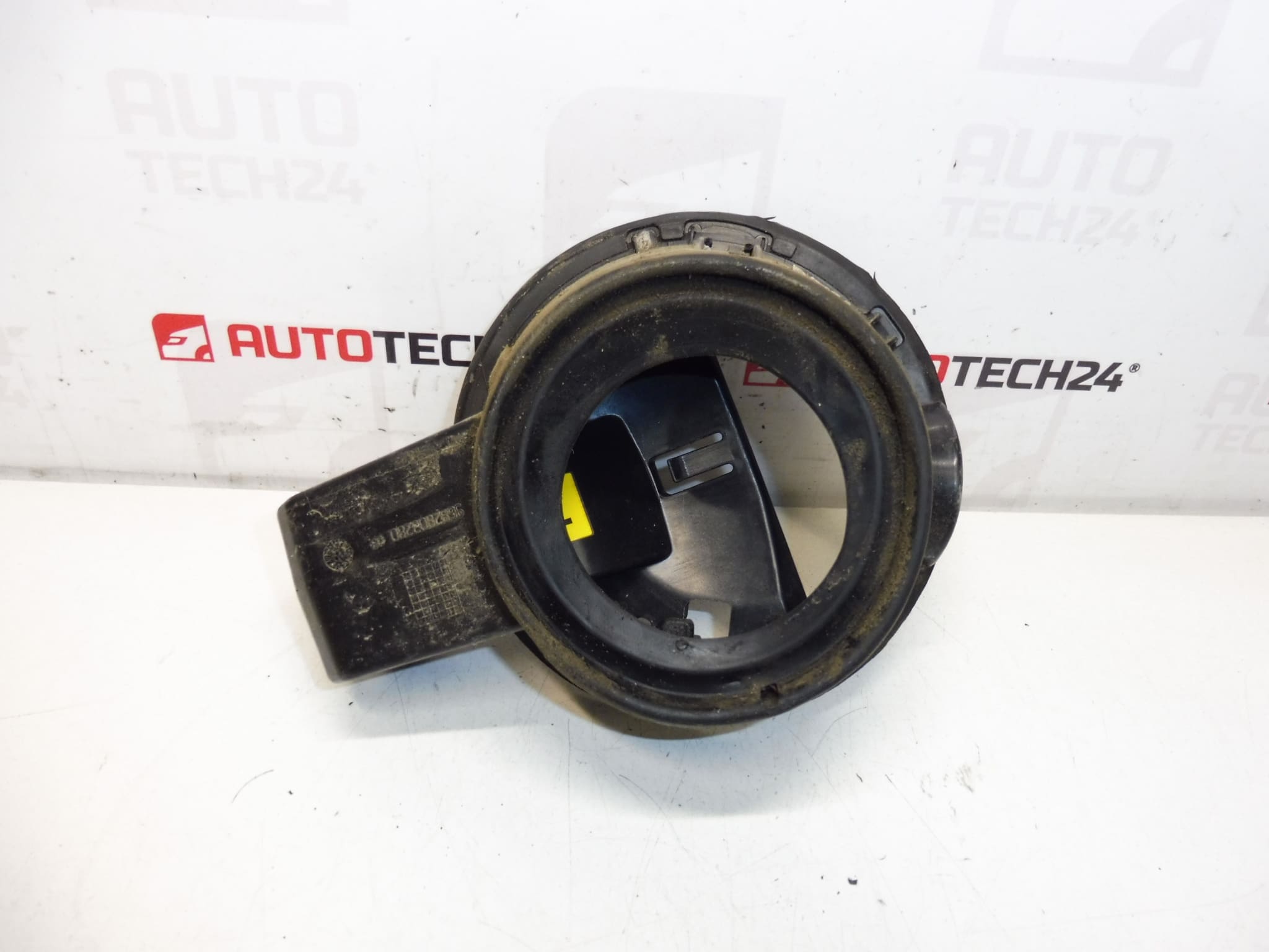 Bocchettone di riempimento del serbatoio del carburante Peugeot 3008 9682803280 1517E2 - immagine 2
