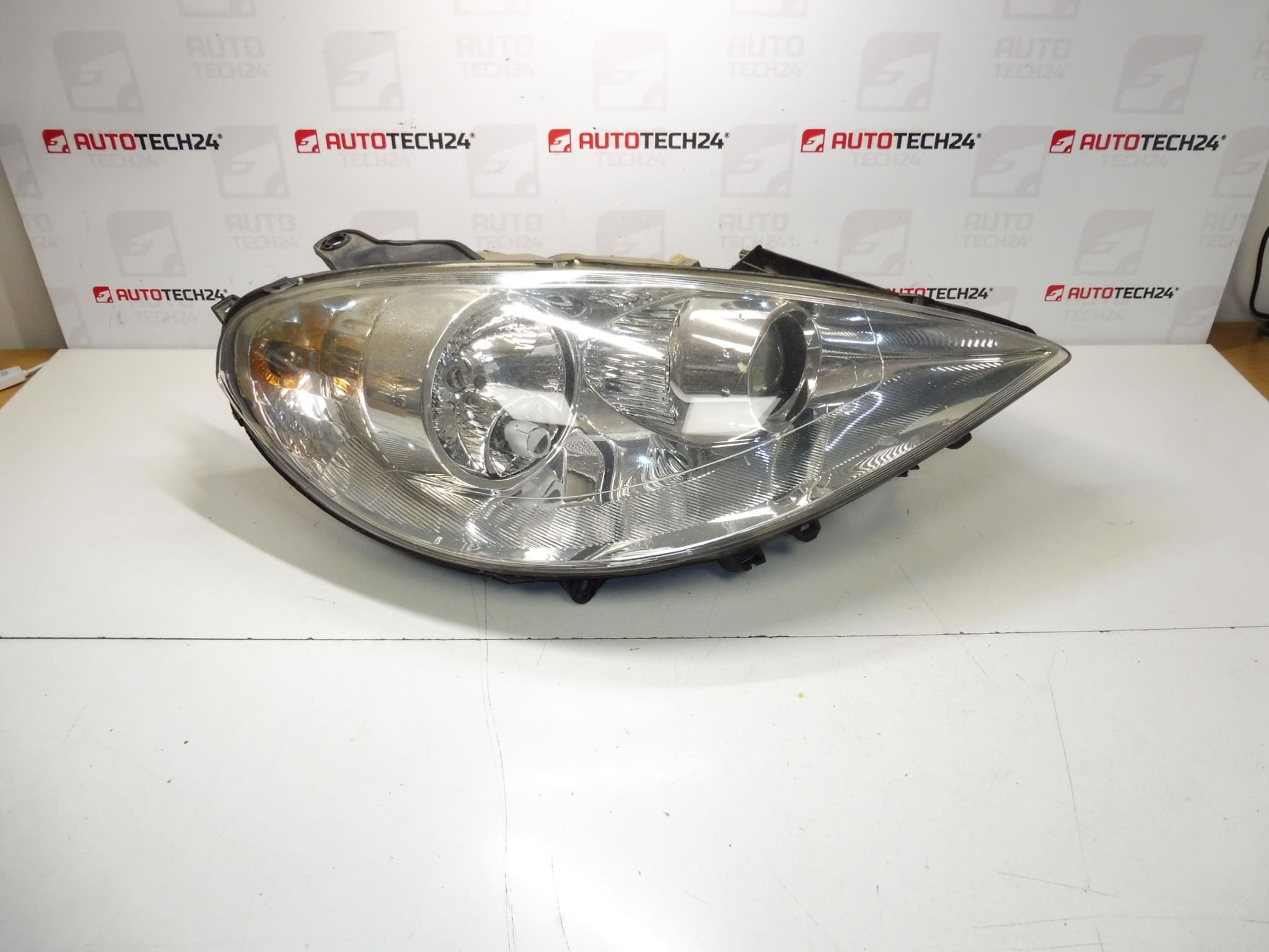 Faro anteriore destro Peugeot 807 1400964280 89901573 6206F1