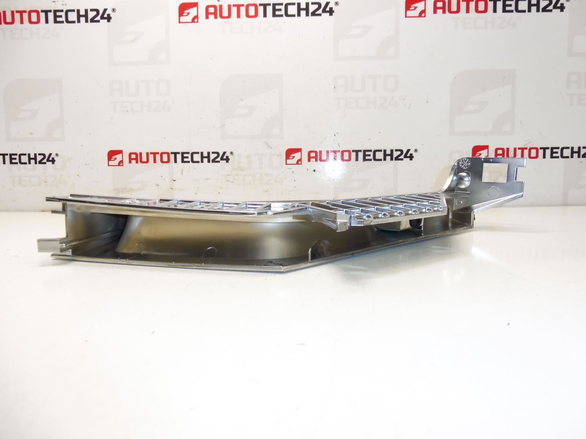 Maniglia cruscotto Peugeot 3008 5008 9685077677 823186 - immagine 2