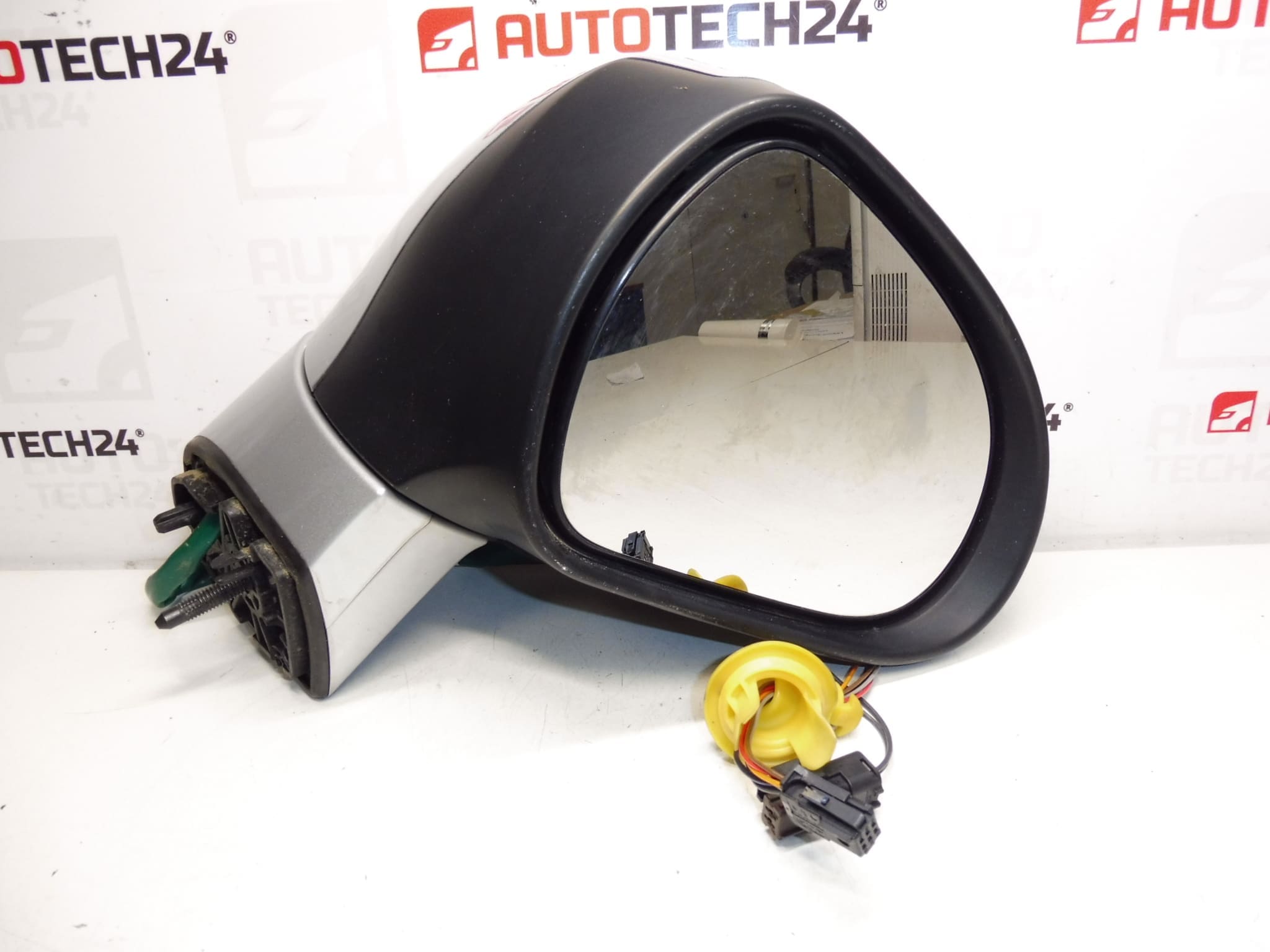 Specchio destro Peugeot 308 EZRC 8153NC - immagine 2